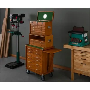 Grizzly Industrial 23″ Series 8-Drawer Red Oak Roller Cabinet with Table (T33821) - view 3