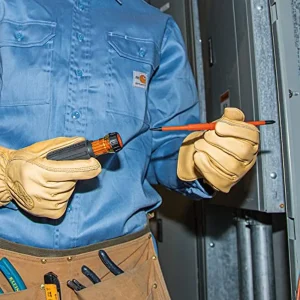 Klein Tools 32287 Insulated Screwdriver, 2-in-1 Screwdriver Set with Flip Blade - view 3
