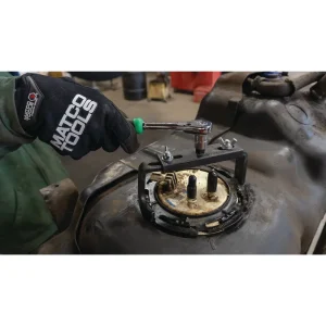 FUEL TANK LOCKING RING KIT - view 3