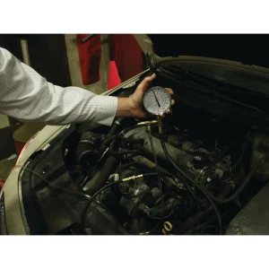 FUEL INJECTION PRESSURE TESTER - view 2