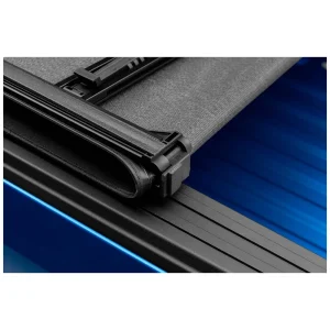 Lund Genesis Elite Tonneau Cover – 958195 - view 2