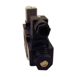 Yuken D03 Solenoid Valve, 120VAC, A-B-T-P, Blocked Center (DSG-01-3C4-A120-N-70)