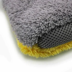 Chemical Guys 4-in-1 Waterproof Microfiber Premium Wash Mitt (MIC_402) - view 3