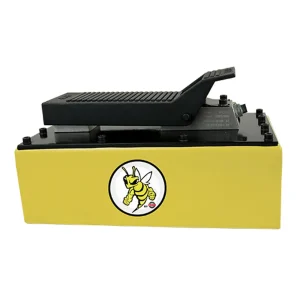 Esco Equipment 10843 Giant Tire Bead Breaker Head Kit 5 Qt. Metal Pump - view 3