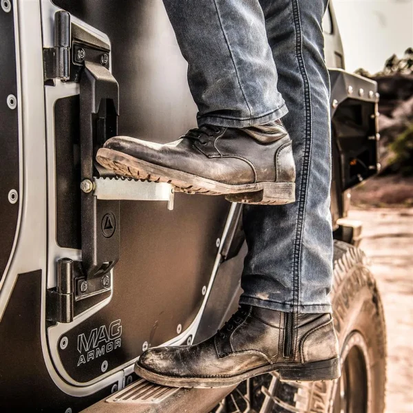 Smittybilt Atlas Door Steps for 07C Wrangler & 20C Gladiator (SMB7630)