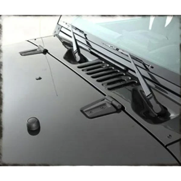 Smittybilt Wrangler JK Complete Hood Kit – Black (SMB7680)