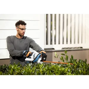 40V 24″ Hedge Trimmer (Tool Only) - view 4