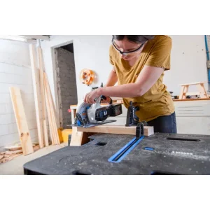 20V 7-1/4″ Brushless Circular Saw (Tool-Only) - view 4