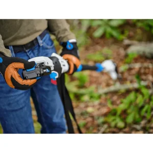 20V 8″ Pole Saw Kit - view 3