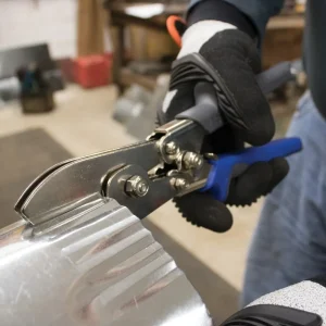 Klein Tools 86520 5 Blade Crimper for Ductwork, Pipe & Sheet Metal Crimps 24 &28 - view 4