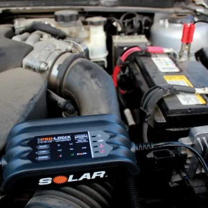 Clore Automotive 4.0 Amp 6/12V Battery Charger / Maintainer (PL2140) - view 4