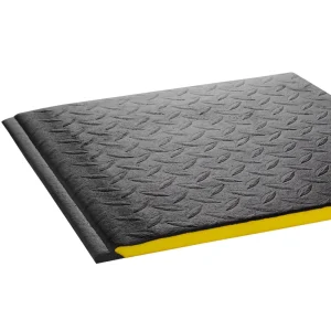 Crown Matting Wear-Bond Tuff-Spun Pebble-Surface 3’x5′ Black (WB 0035KP)