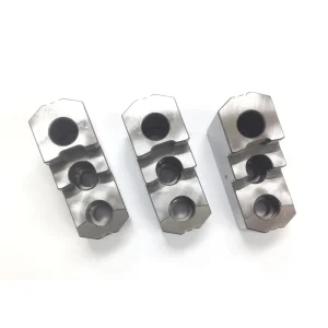 TAIKI TAIKI 3 PIECE 15″ 1.5MM X 60 DEGREE 25.5MM BEST-GRIP HARD JAW SET (3900-4681) - view 3