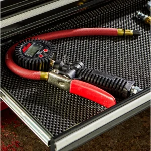 Pro Digital Tire Inflator/Pressure Pistol Grip Gauge, Straight Foot Chuck, 15″ Hose - view 2