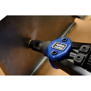 Astro Pneumatic 13″ Hand Rivet Nut Setter Kit with 60 Rivet Nuts (1442) - view 4