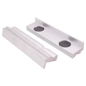 HHIP 3 X 1-1/8″ ALUMINUM SOFT PRISM-FACE VISE JAWS WITH MAGNET (3900-2261)